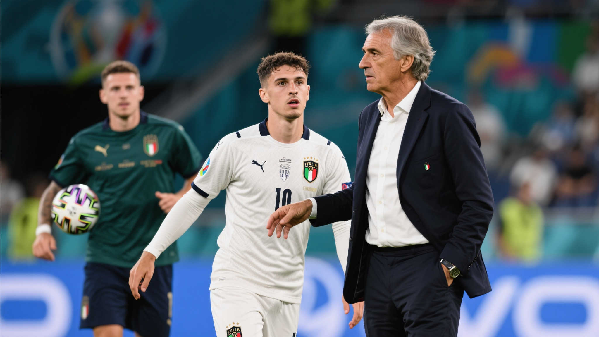 意大利国家队集结备战世预赛,多纳鲁马再度担纲重任 意大利国家队集结备战世预赛,多纳鲁马再度担纲重任