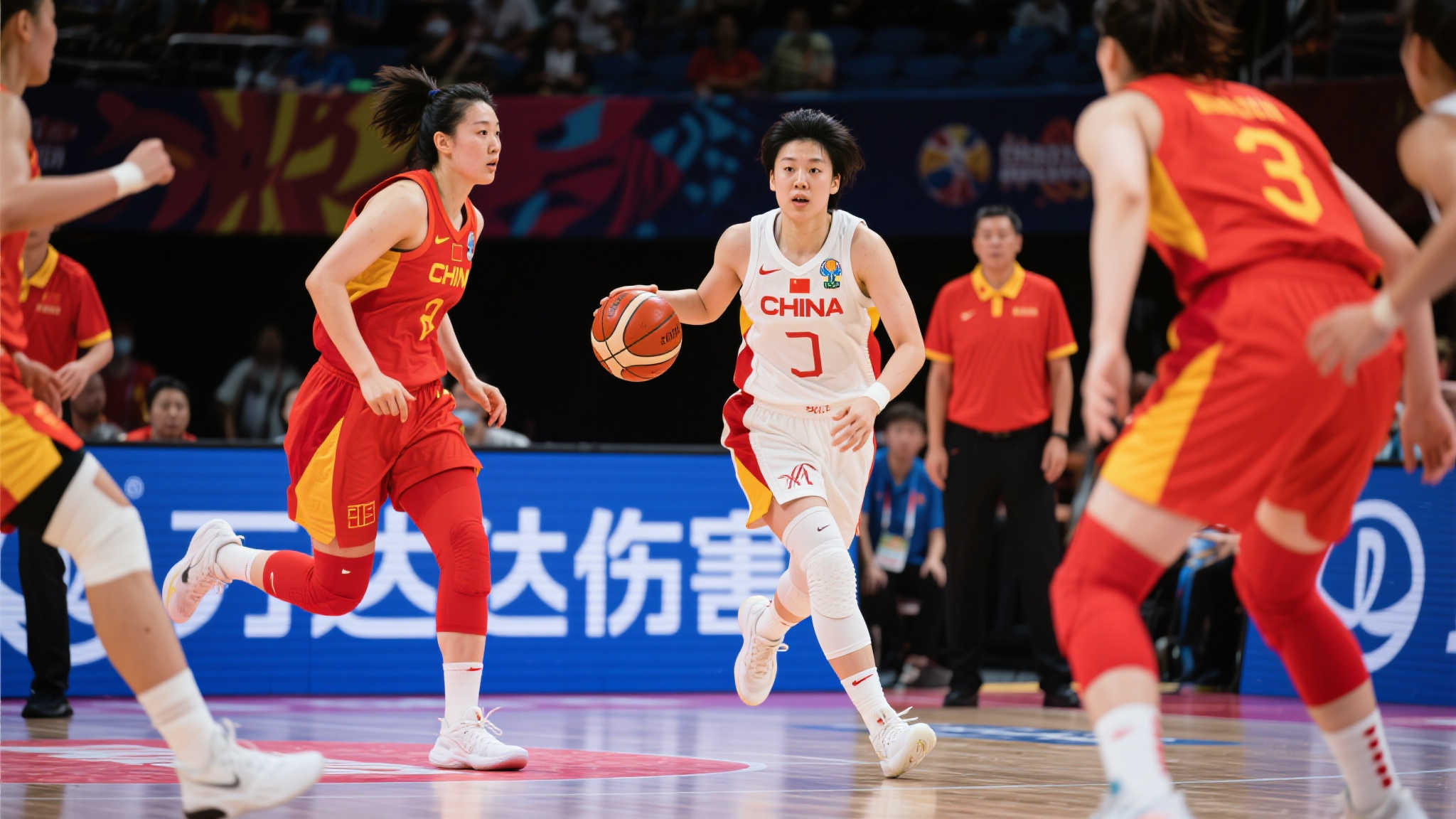 李梦遭遇困境背后:三个关键原因揭开真相 李梦遭遇困境背后:三个关键原因揭开真相